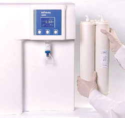 Crystal E20 Pure - Лабораторная система очистки воды (Деионизатор)